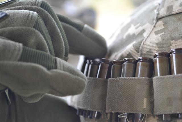 military tactical gloves